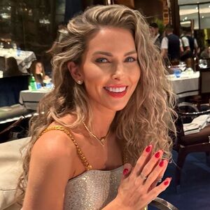 Meet your Posher, Juliet